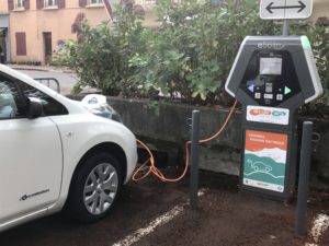 Immatriculations de véhicules électriques : l'Ardèche dans le top 3