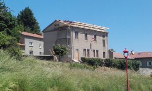 Du photovoltaïque pour l'ancienne mairie de Saint-Jean-Roure